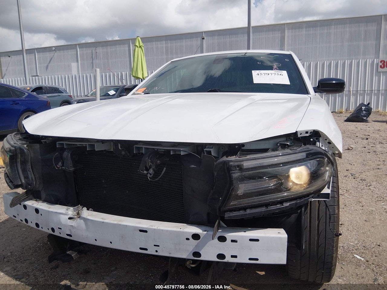 2020 DODGE CHARGER SXT RWD · 6/11