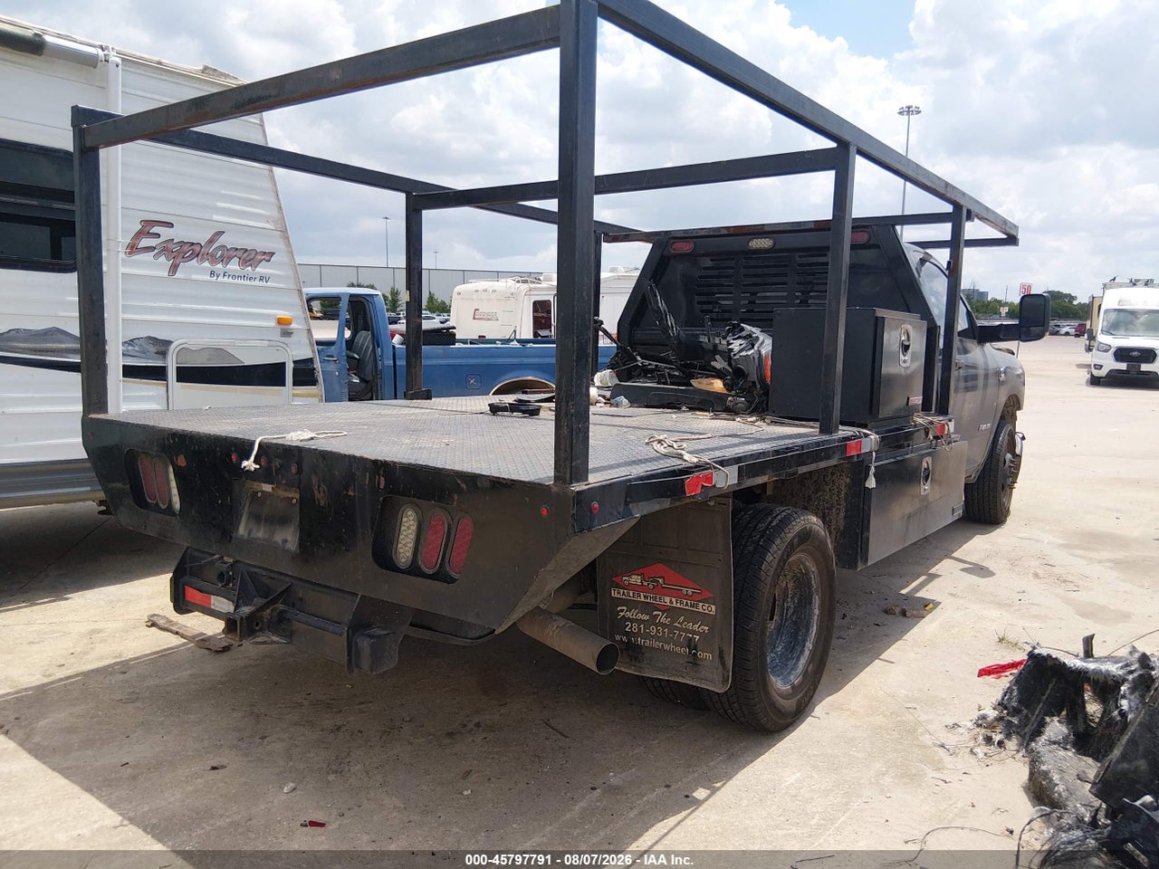 2022 RAM 3500 CHASSIS TRADESMAN/SLT · 4/4