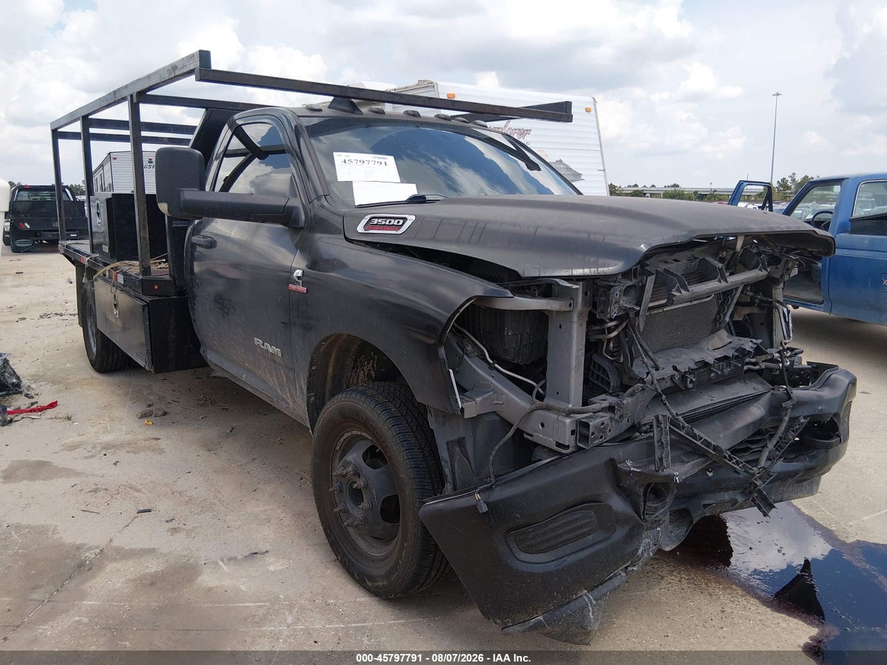 3C7WRSBL9NG****** · 2022 RAM 3500 CHASSIS TRADESMAN/SLT