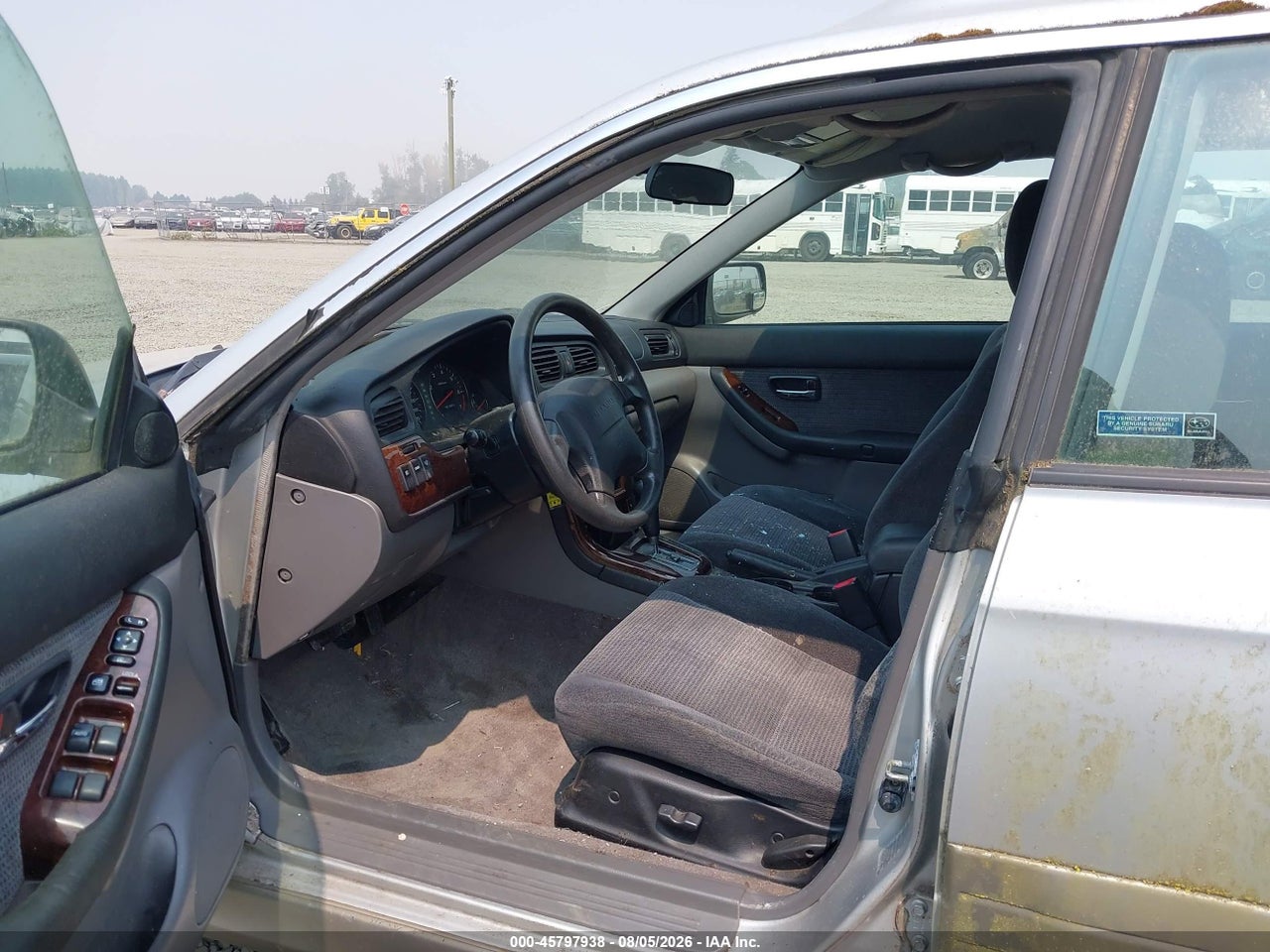 2003 SUBARU OUTBACK   · 5/11