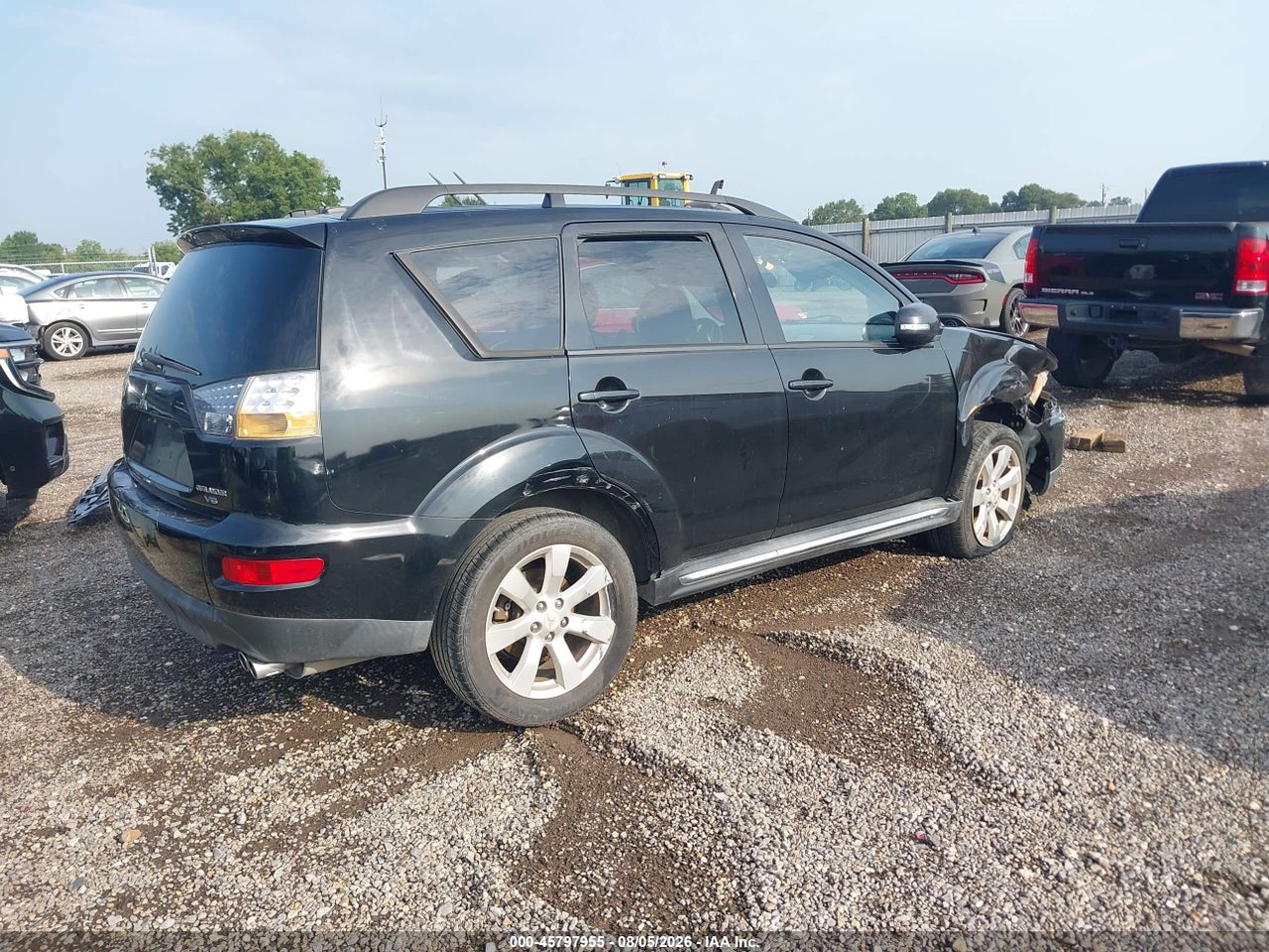 2010 MITSUBISHI OUTLANDER XLS · 4/11