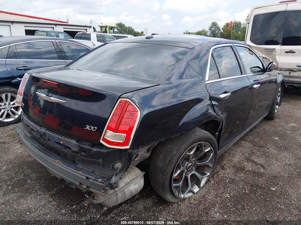 2012 CHRYSLER 300 LIMITED · 4/11