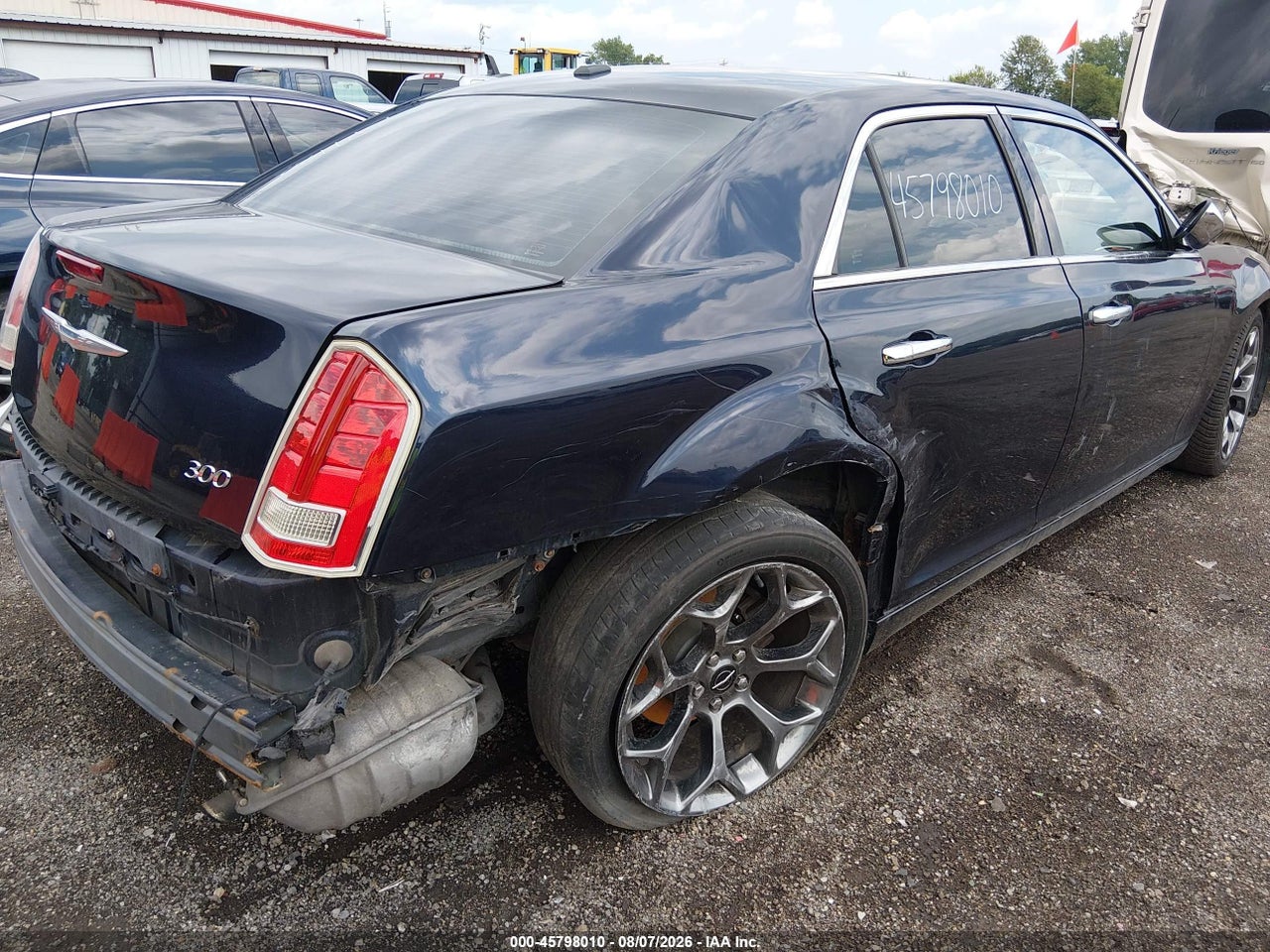 2012 CHRYSLER 300 LIMITED · 6/11