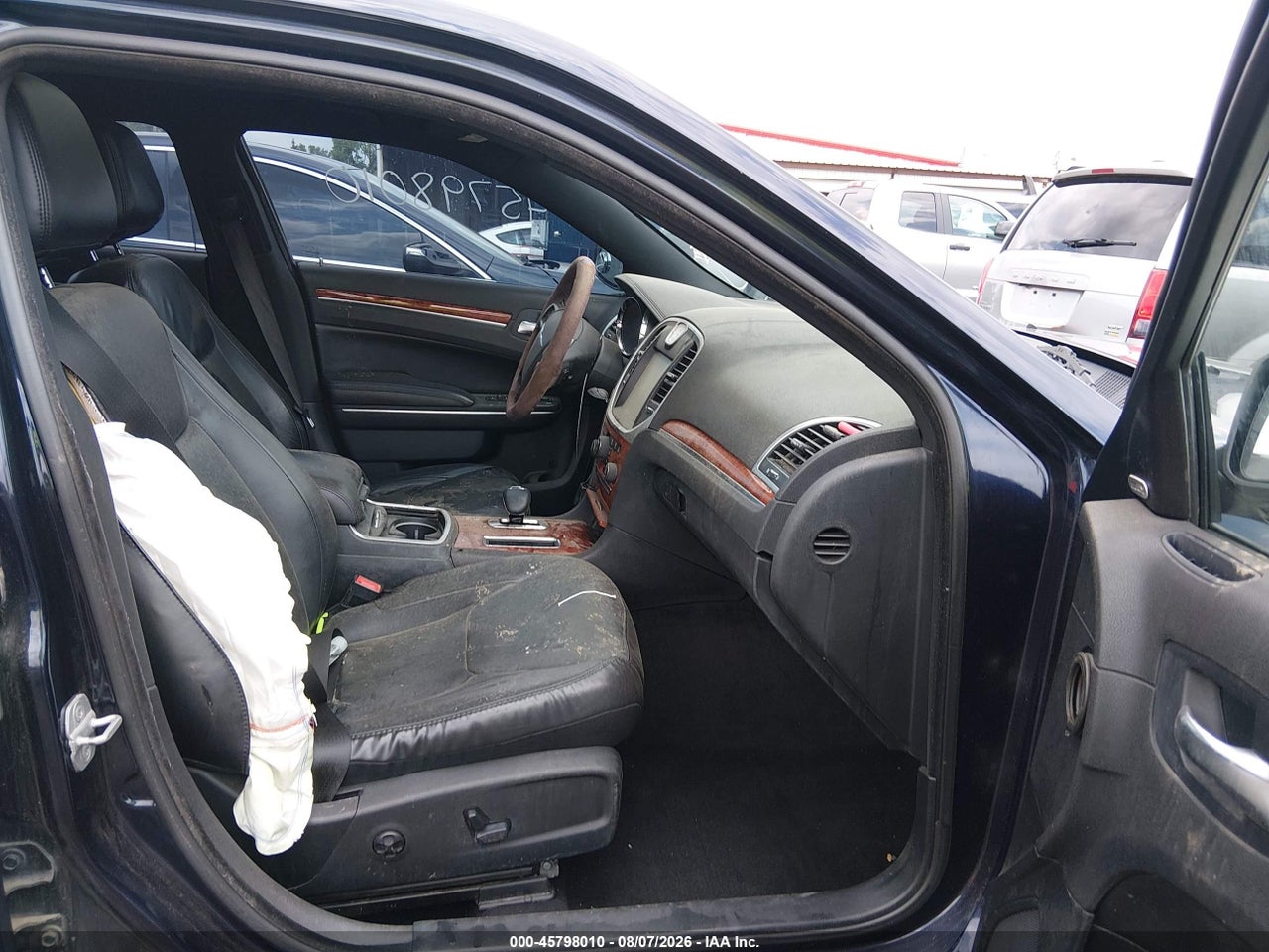 2012 CHRYSLER 300 LIMITED · 5/11