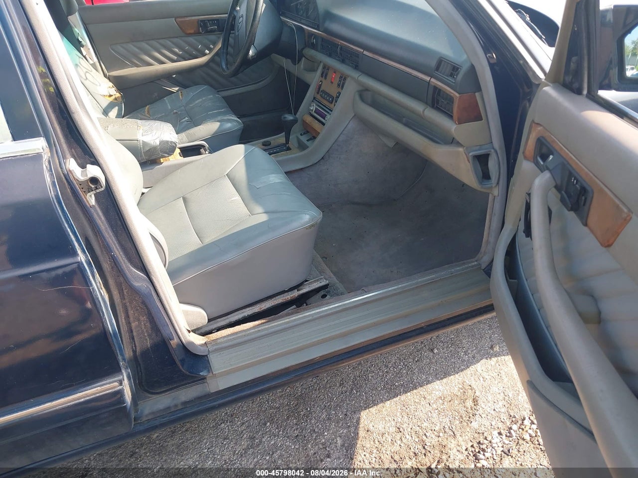 1989 MERCEDES-BENZ 560 SEL · 5/11