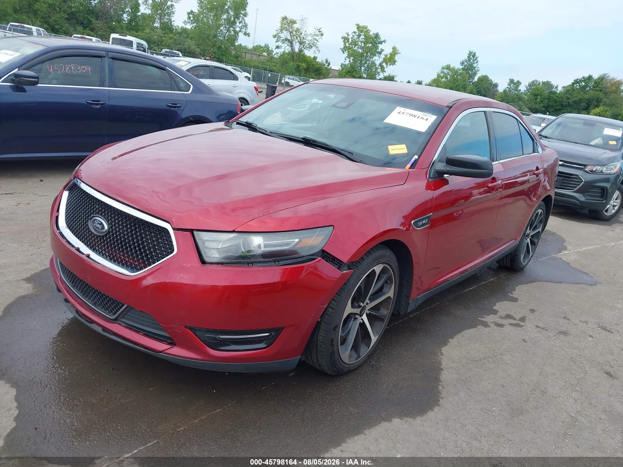 2015 FORD TAURUS SHO · 2/11