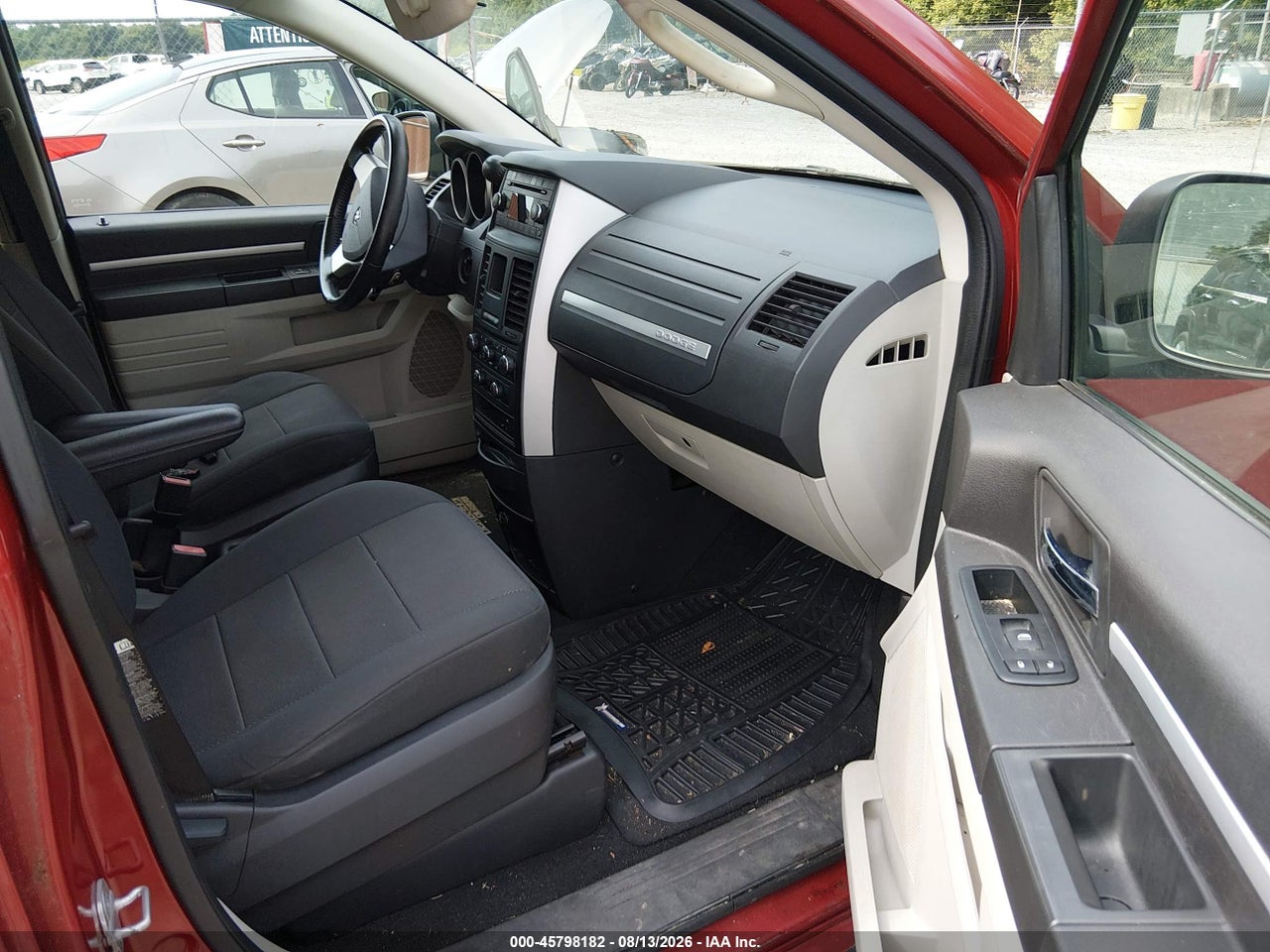 2008 DODGE GRAND CARAVAN SXT · 5/11