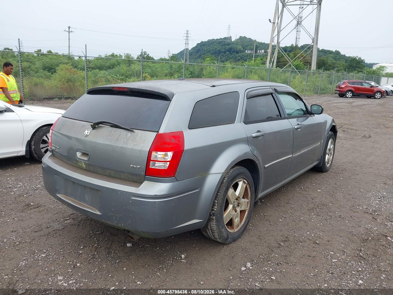 2006 DODGE MAGNUM SXT · 4/11