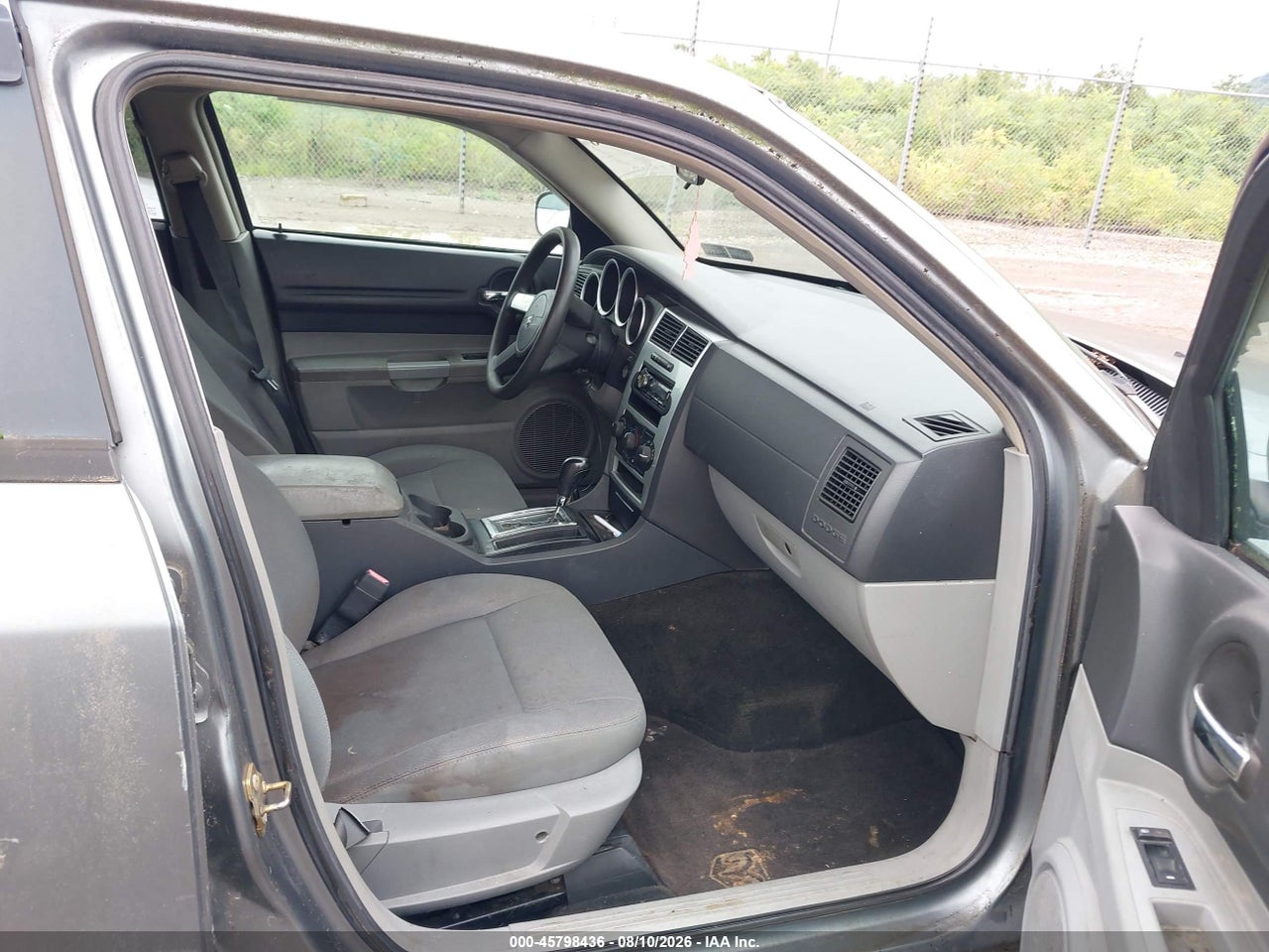 2006 DODGE MAGNUM SXT · 5/11