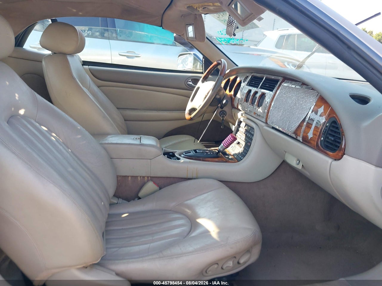 2001 JAGUAR XK8 · 5/11