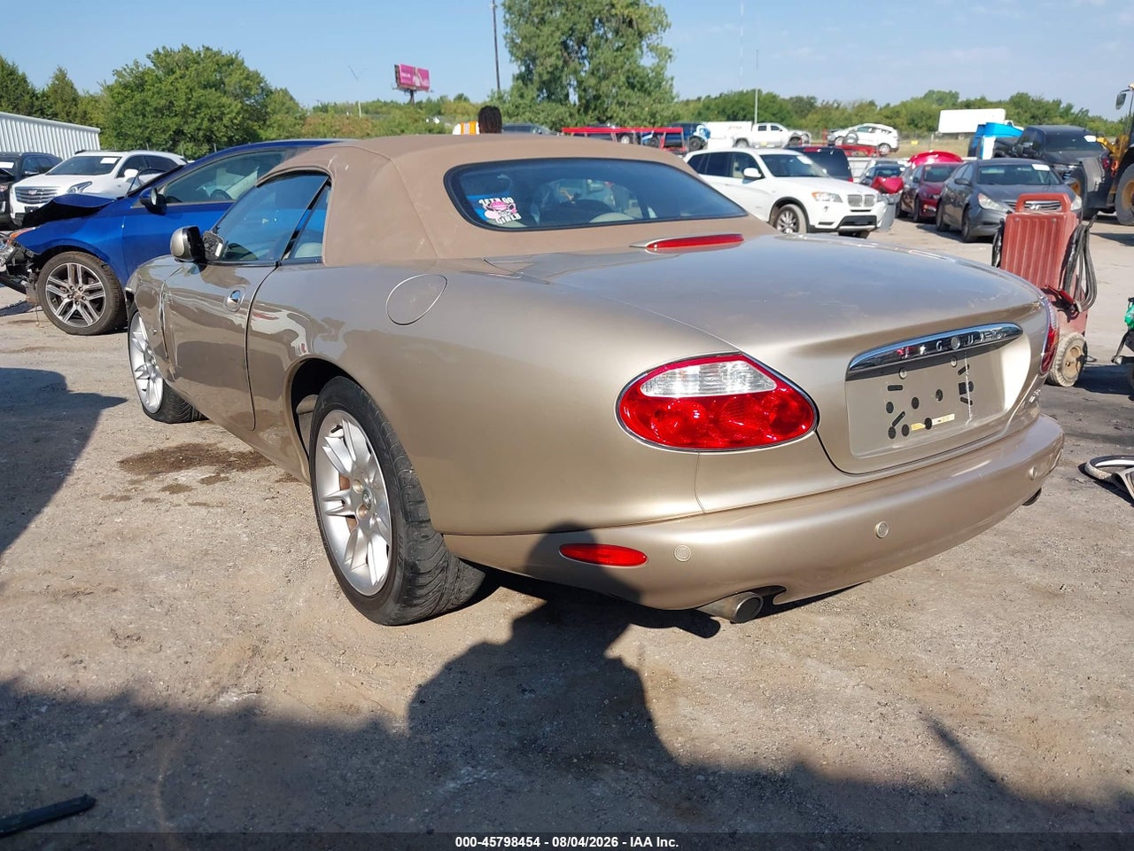 2001 JAGUAR XK8 · 3/11