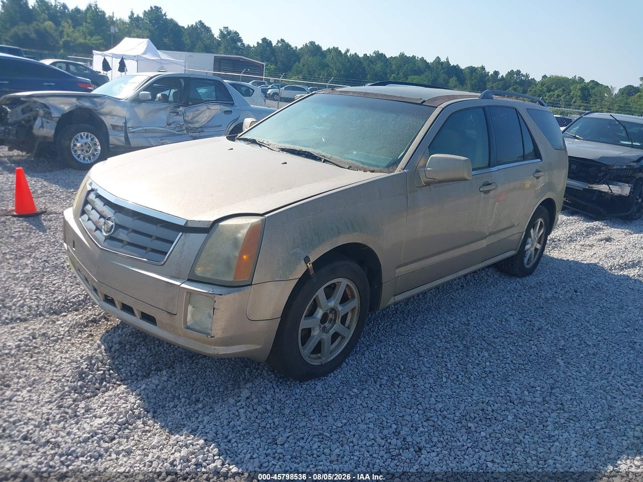 2005 CADILLAC SRX V6 · 2/11