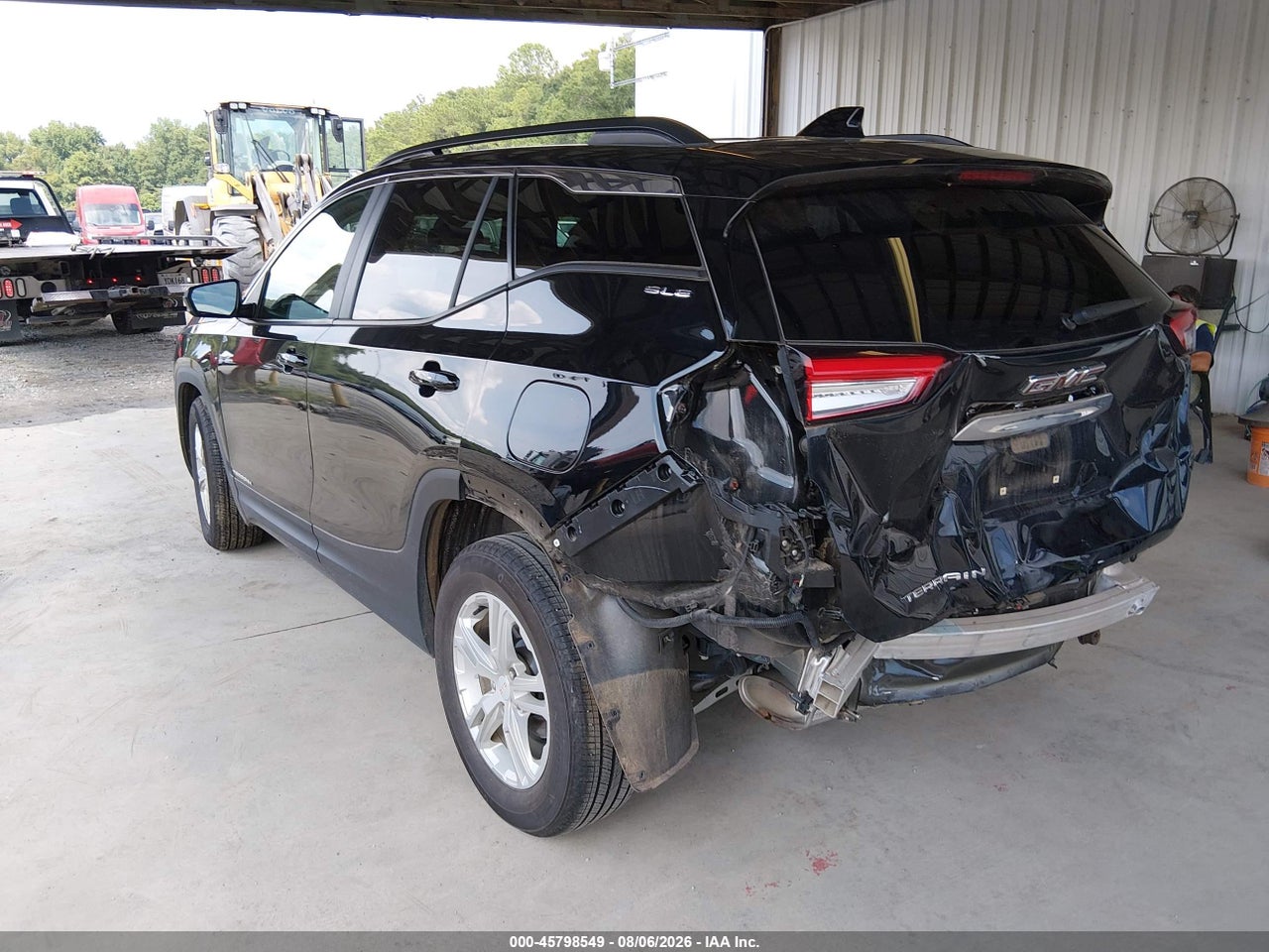 2023 GMC TERRAIN FWD SLE · 3/11