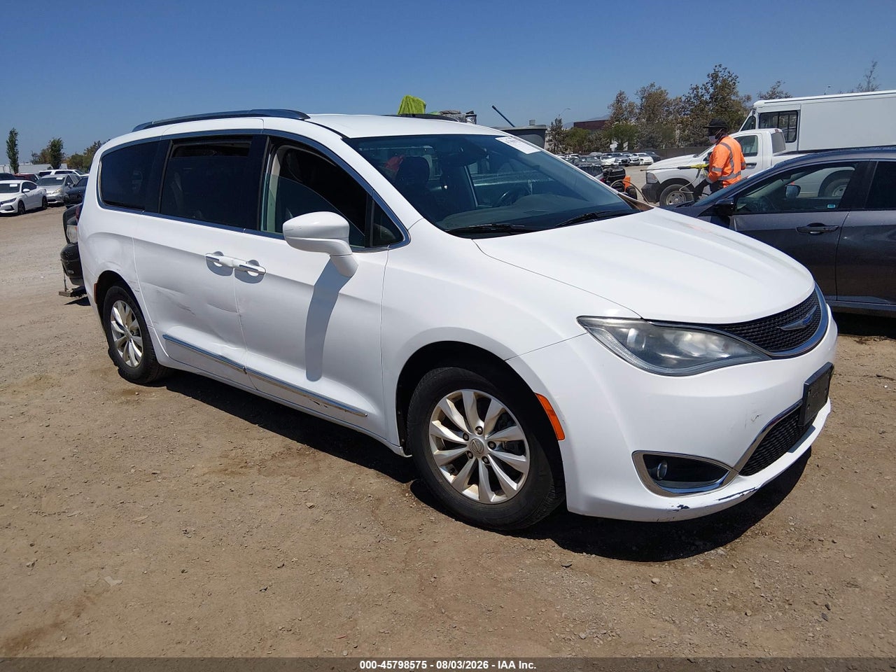 2C4RC1BG9KR****** · 2019 CHRYSLER PACIFICA TOURING L