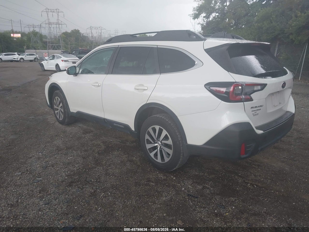 2020 SUBARU OUTBACK PREMIUM · 3/11
