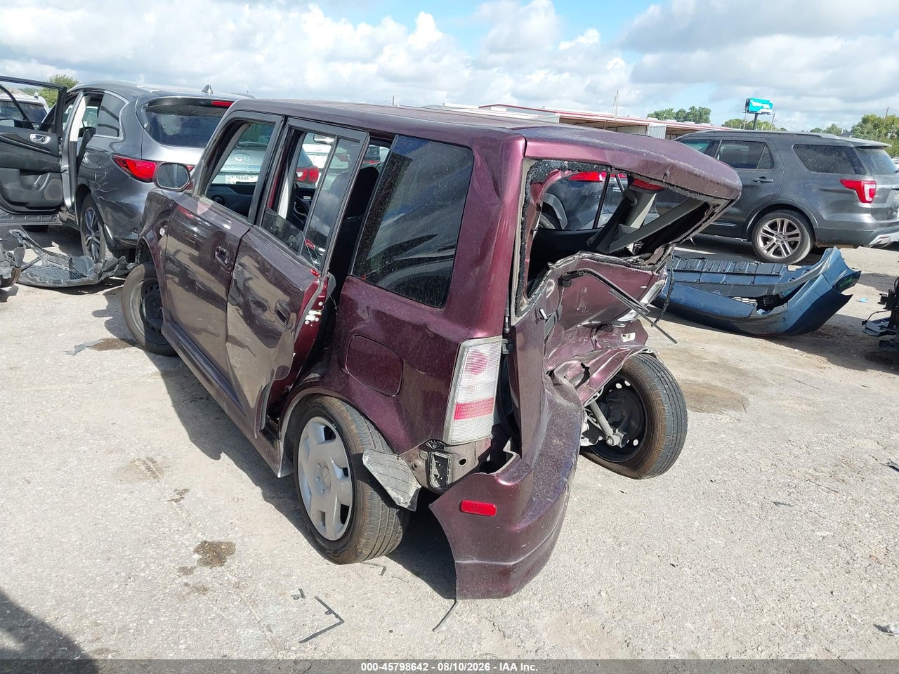 2004 SCION XB · 3/11