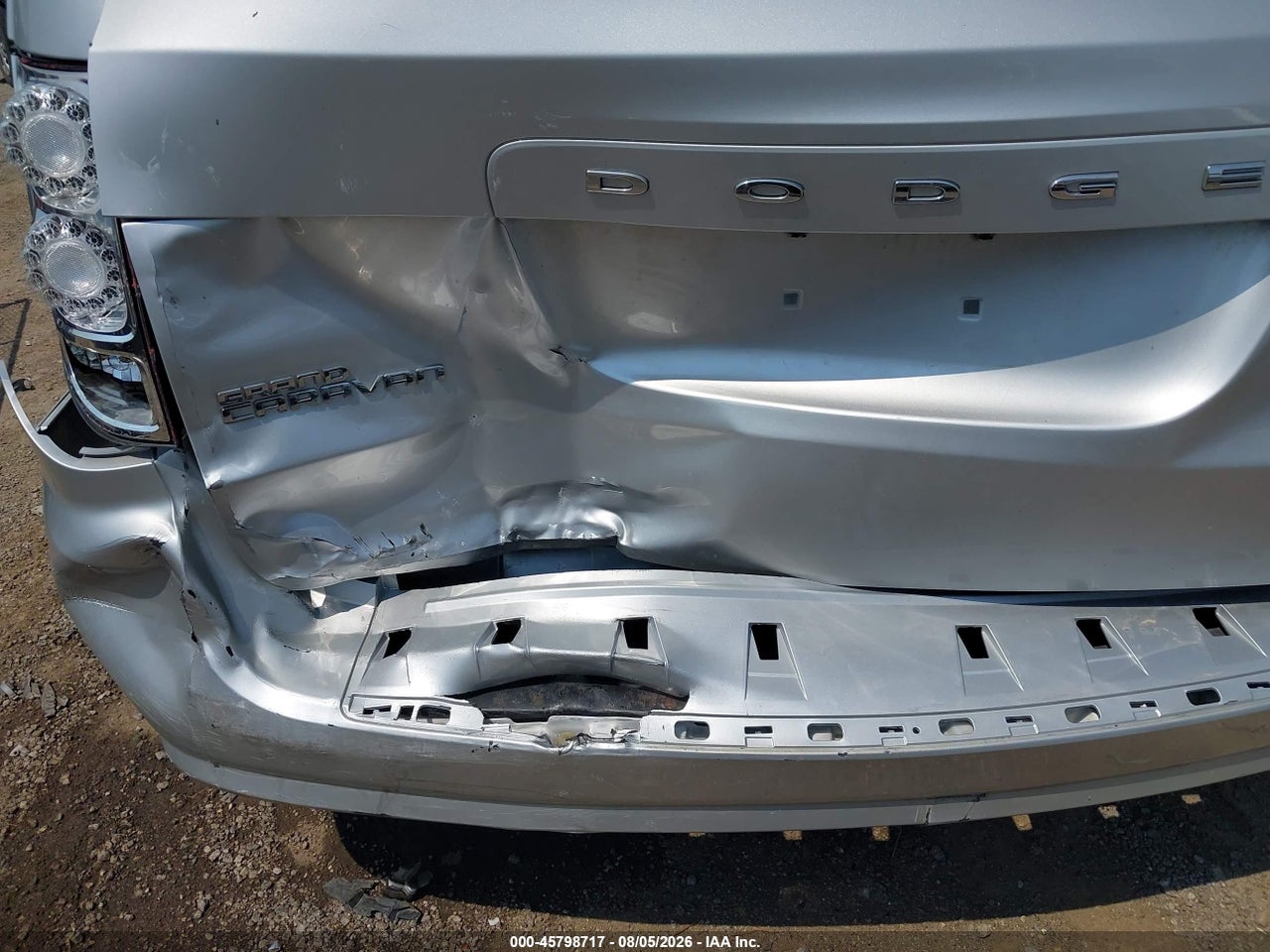 2011 DODGE GRAND CARAVAN EXPRESS · 6/11
