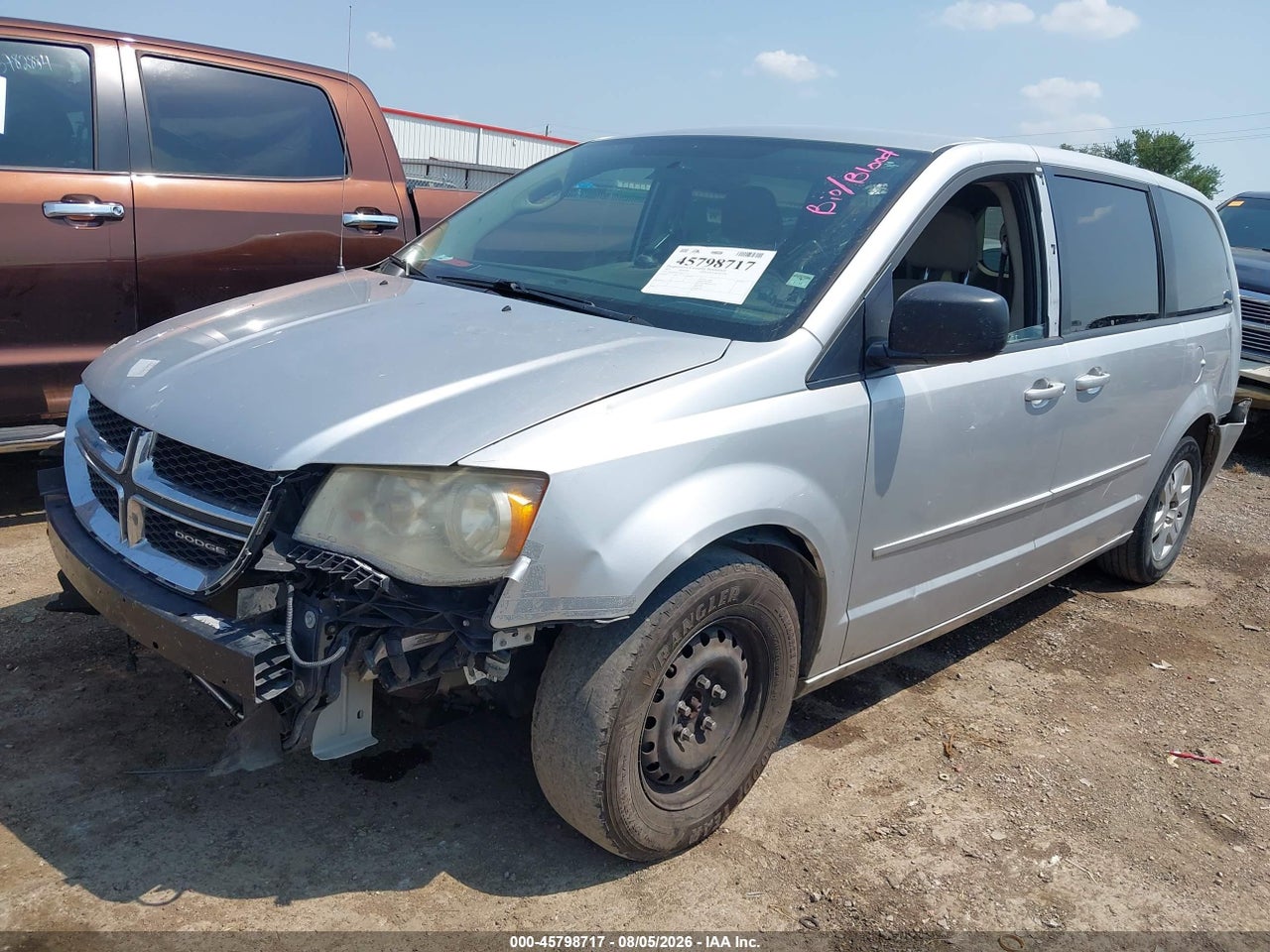 2011 DODGE GRAND CARAVAN EXPRESS · 2/11
