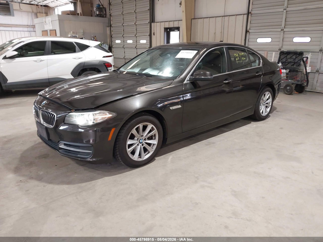 2014 BMW 528I XDRIVE · 2/11