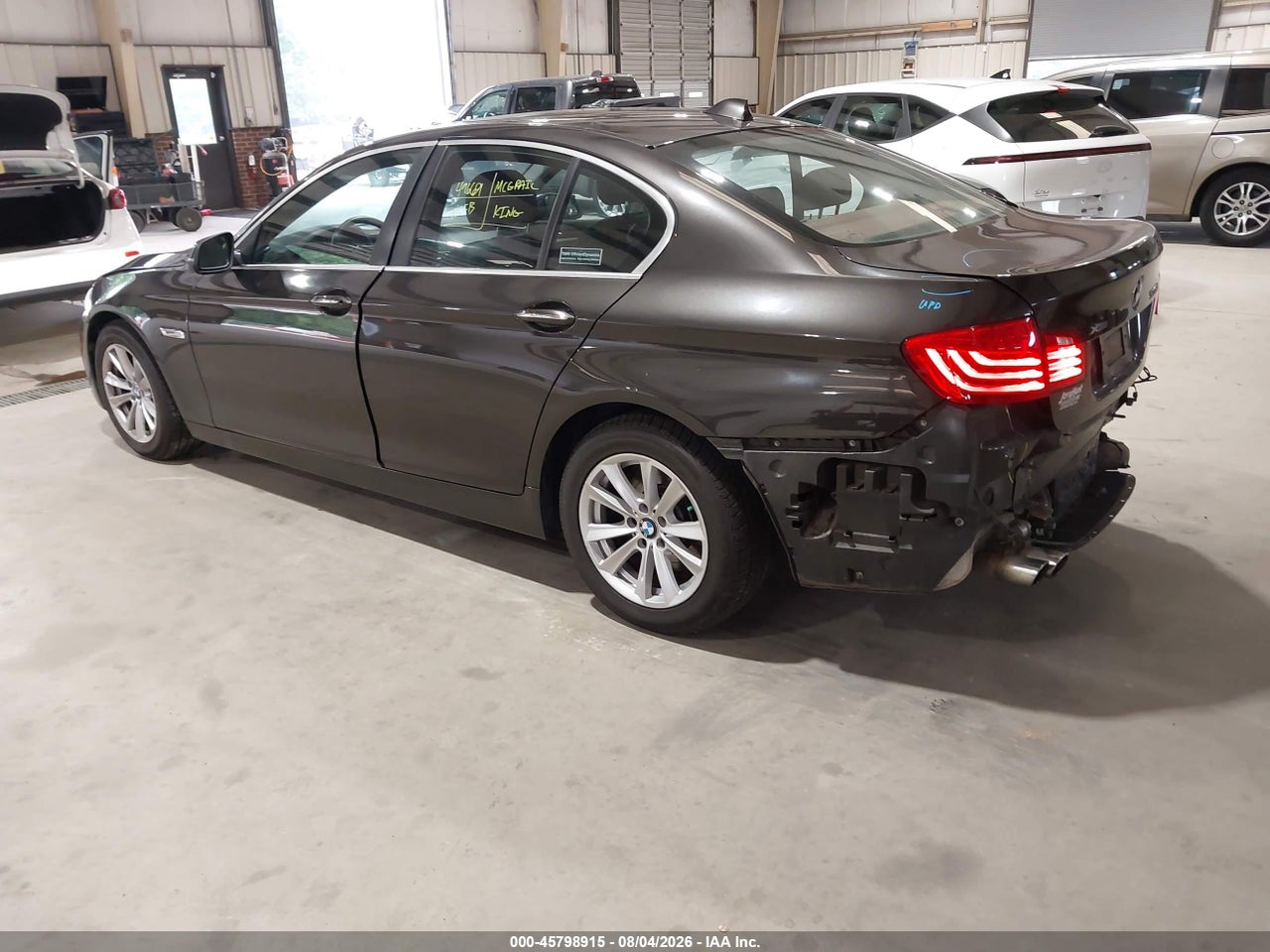 2014 BMW 528I XDRIVE · 3/11