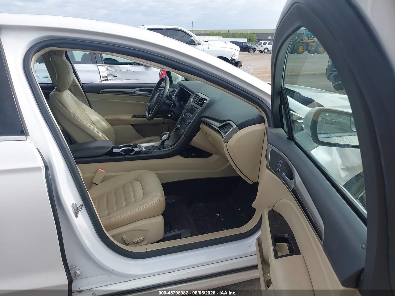 3FA6P0H93DR****** · 2013 FORD FUSION SE · 5/11