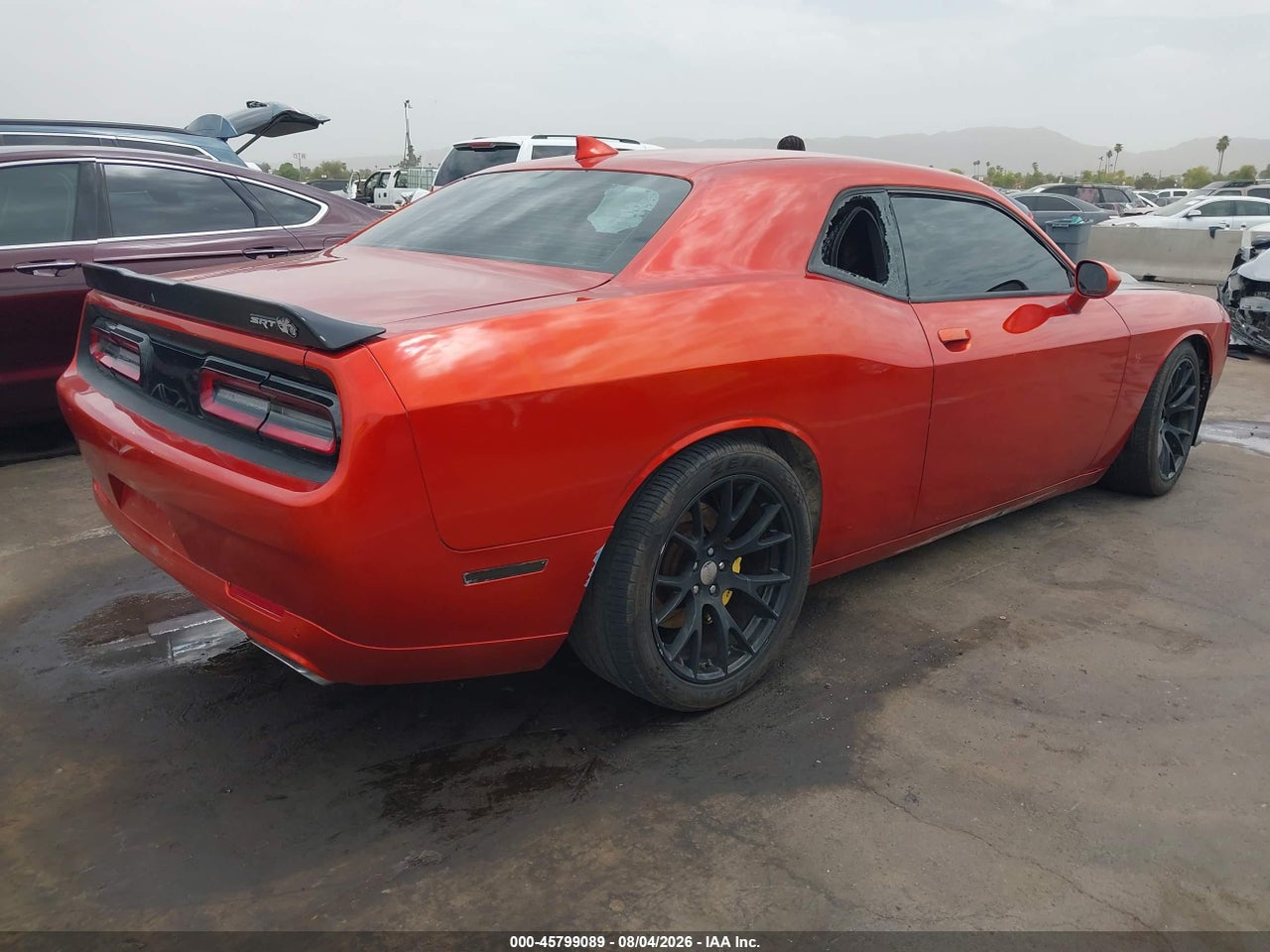 2015 DODGE CHALLENGER SRT 392 · 4/11