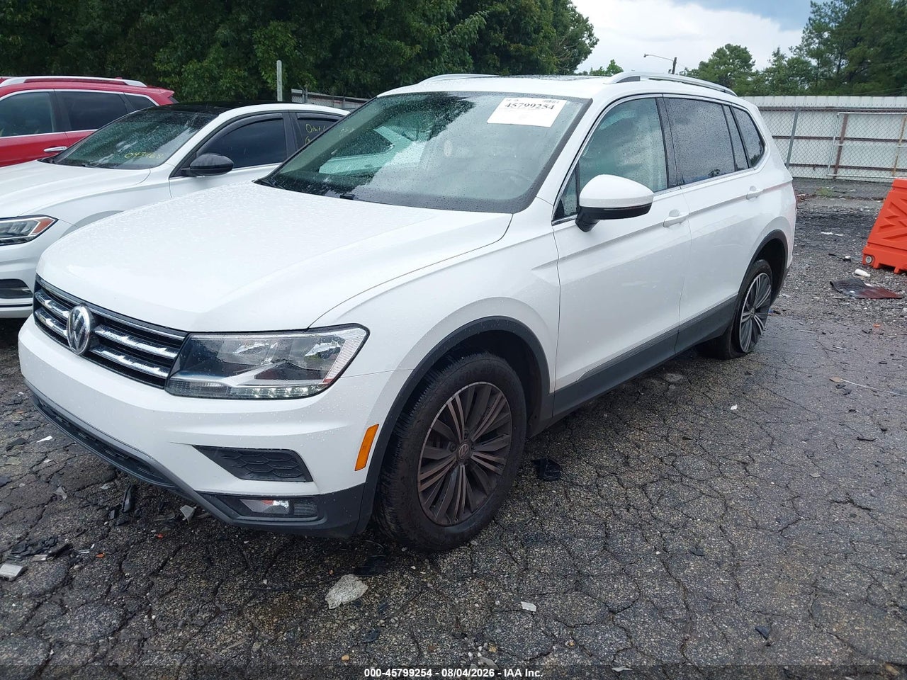 2018 VOLKSWAGEN TIGUAN 2.0T SE/2.0T SEL · 2/11