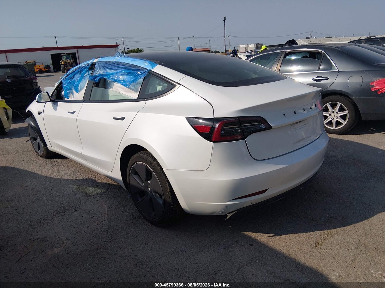 2023 TESLA MODEL 3 REAR-WHEEL DRIVE · 3/10