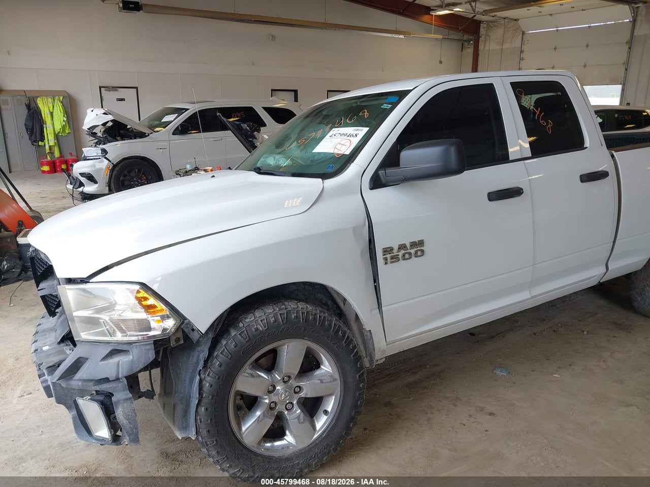 2018 RAM 1500 EXPRESS  4X4 6'4 BOX · 2/11