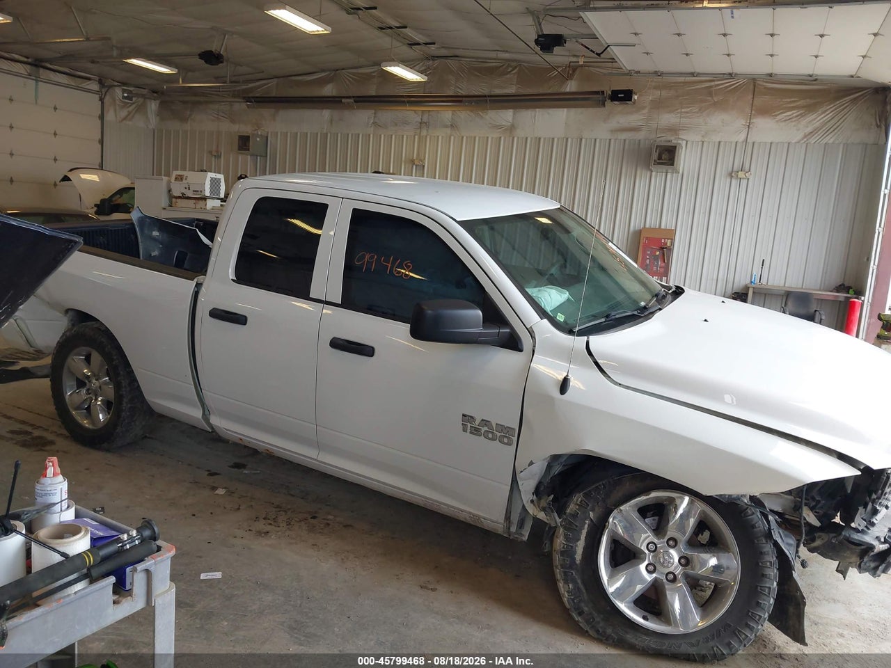 1C6RR7FG7JS****** · 2018 RAM 1500 EXPRESS  4X4 6'4 BOX