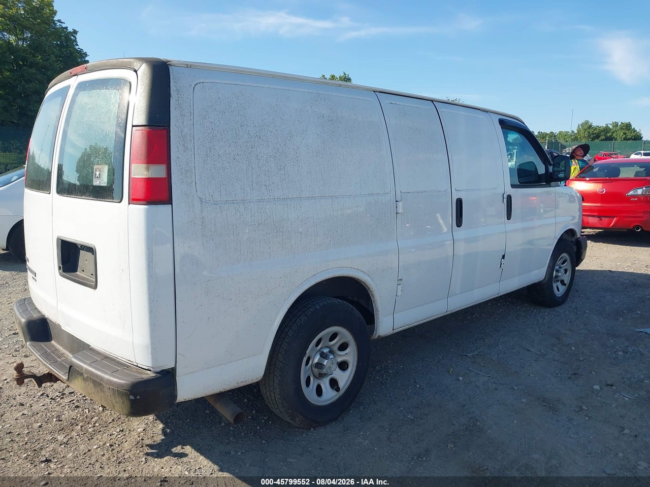 2011 CHEVROLET EXPRESS 1500 WORK VAN · 4/11