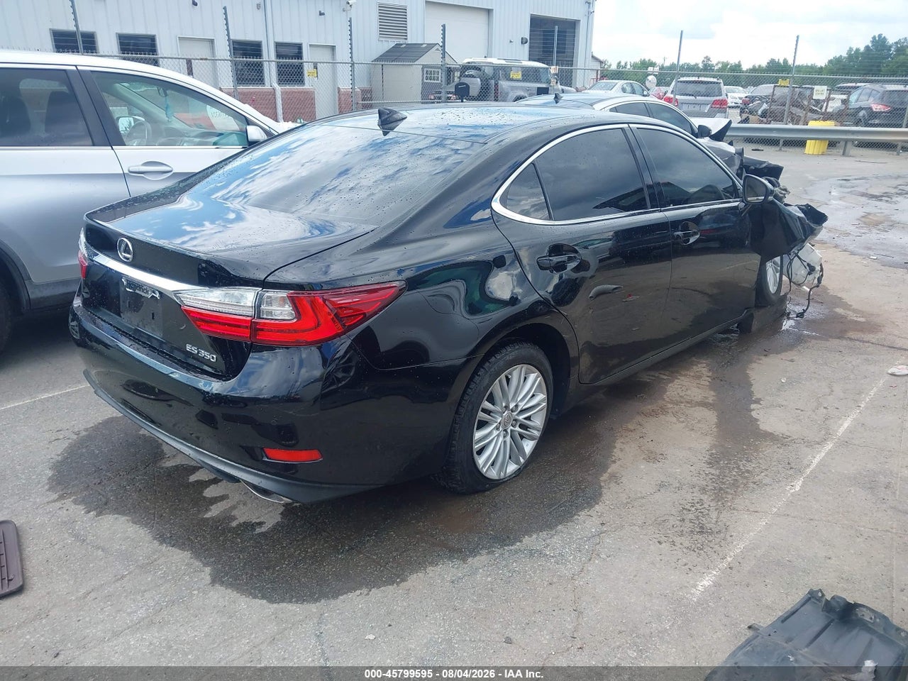 2017 LEXUS ES 350 · 4/11