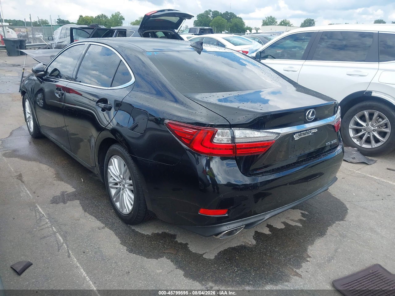 2017 LEXUS ES 350 · 3/11
