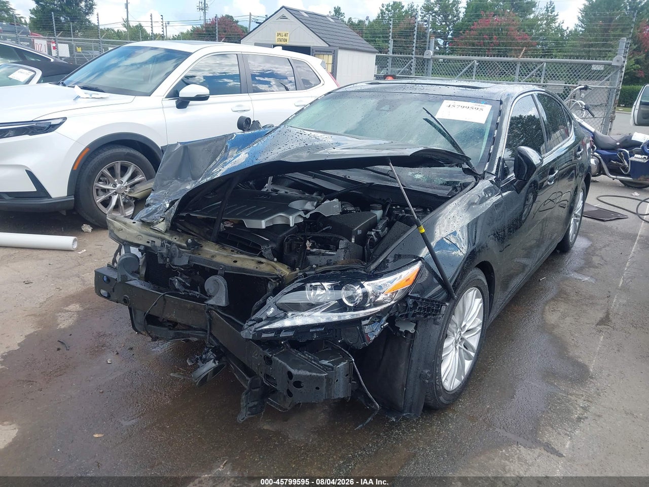 2017 LEXUS ES 350 · 2/11