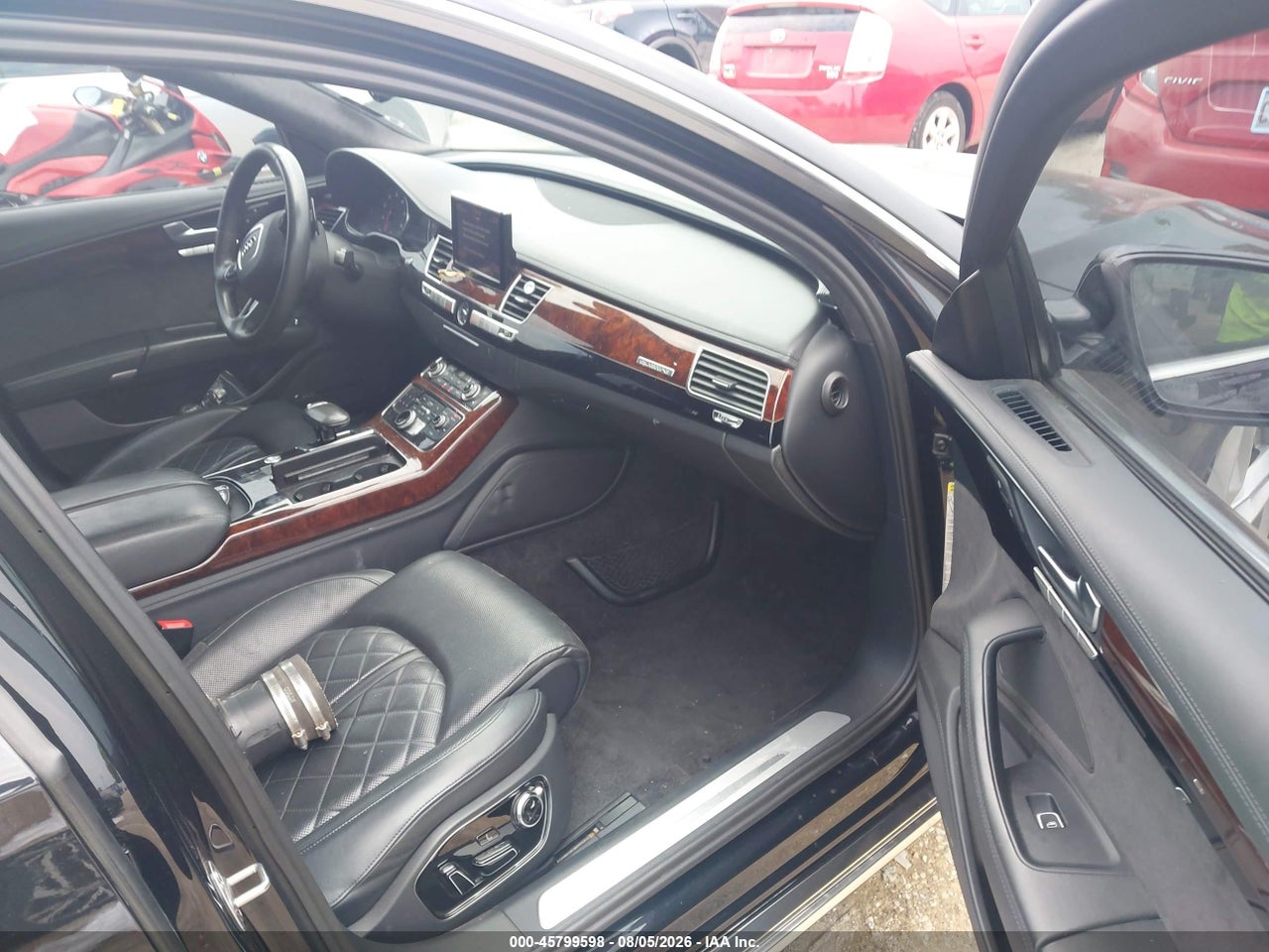 2013 AUDI A8 L 4.0T · 5/11
