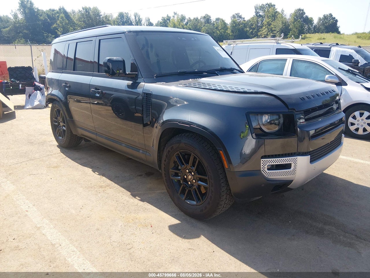2025 LAND ROVER DEFENDER 110 P300