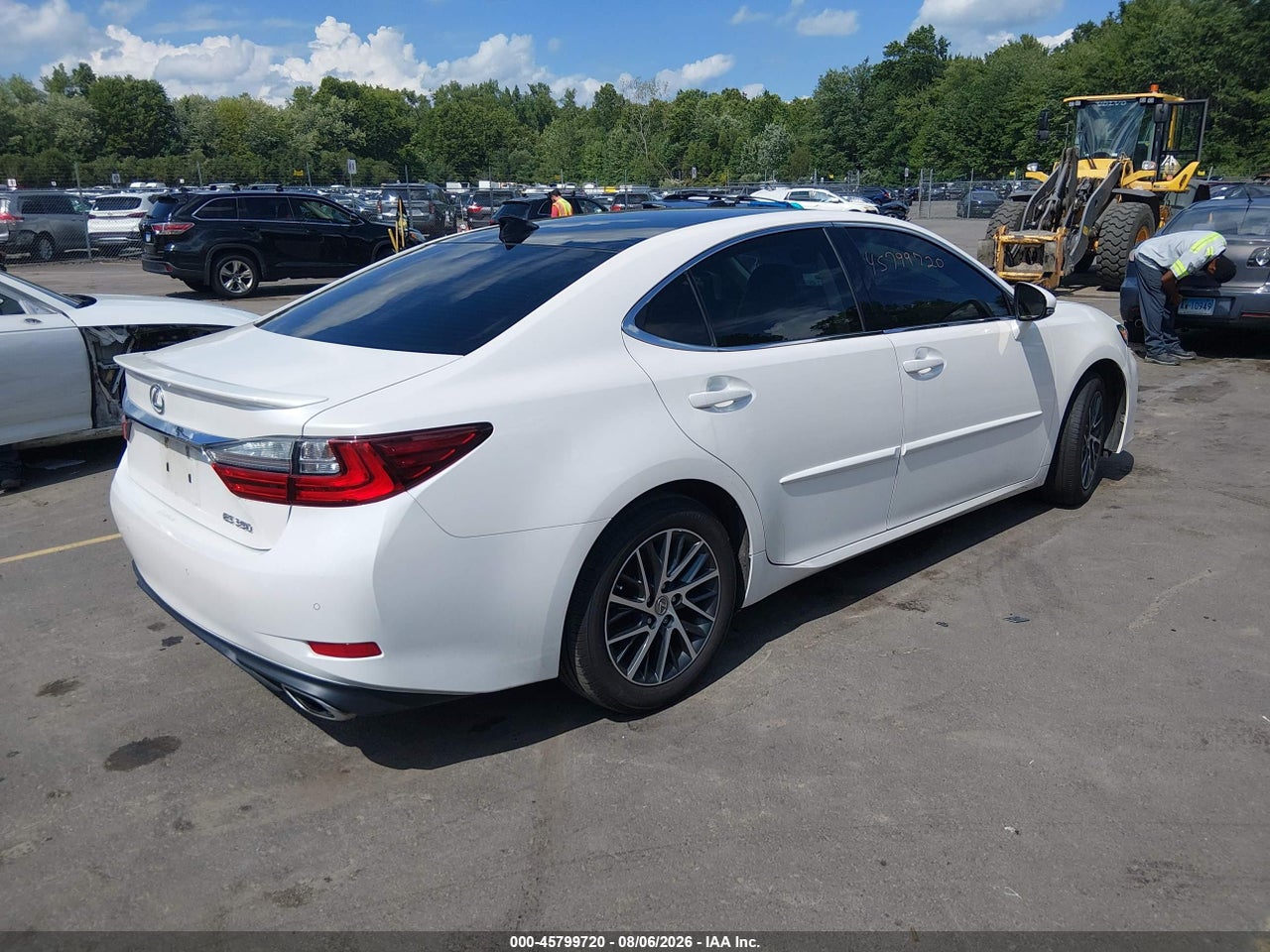 2018 LEXUS ES 350 · 4/11