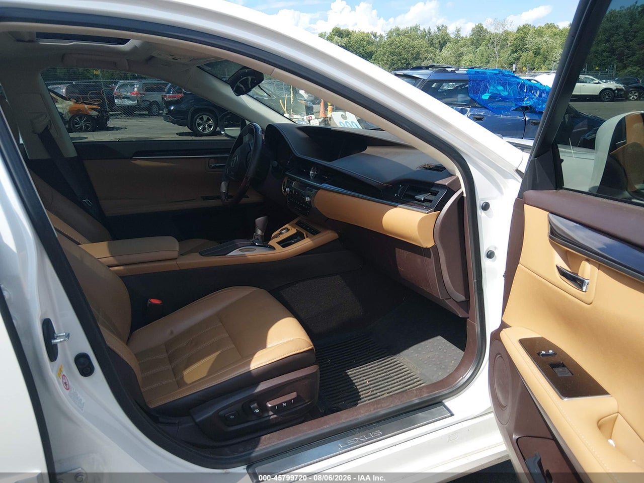 2018 LEXUS ES 350 · 5/11