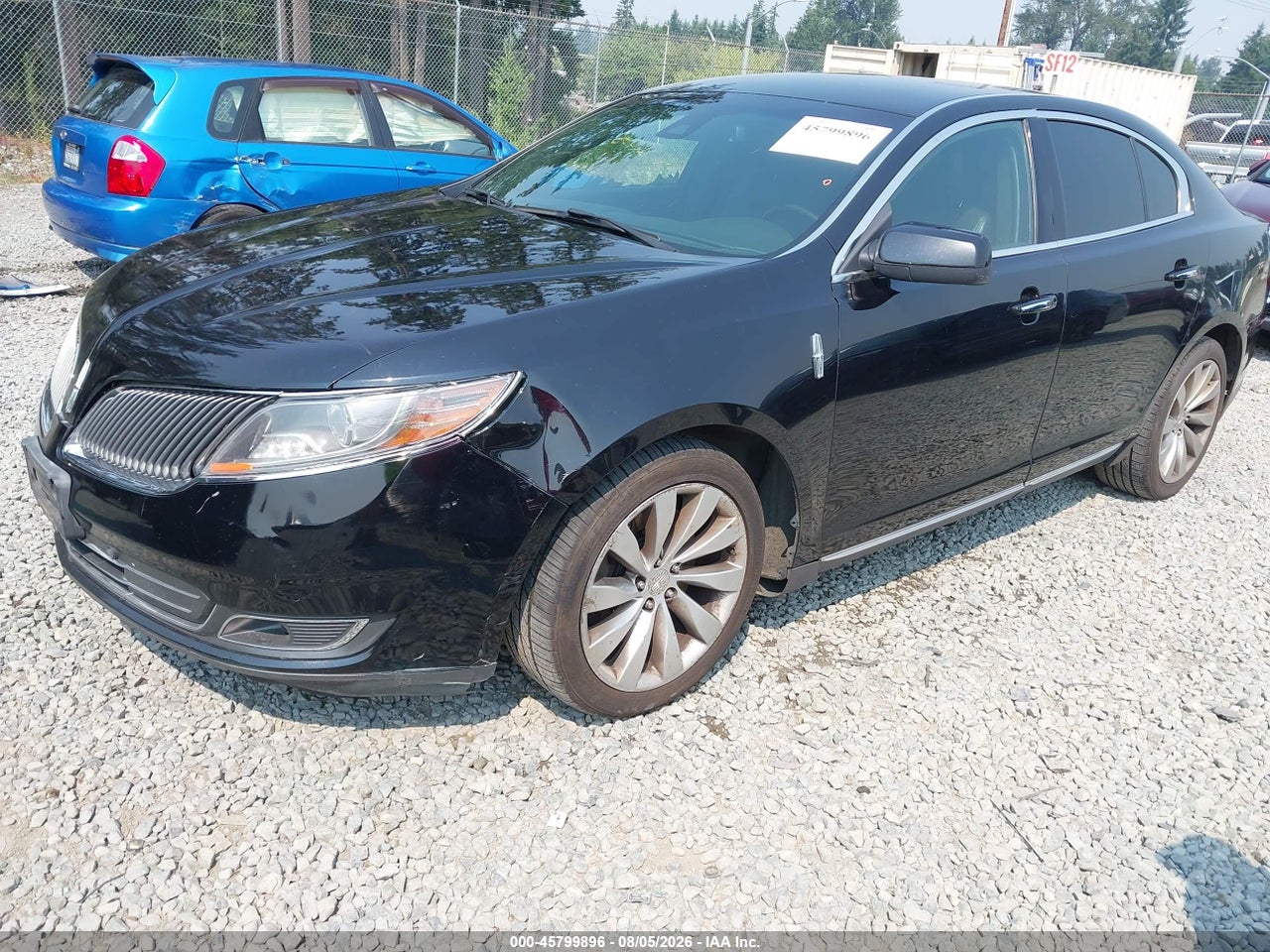 2016 LINCOLN MKS · 2/11