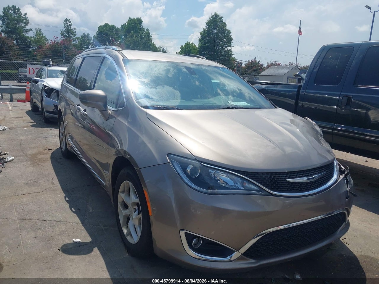 2C4RC1EG9HR****** · 2017 CHRYSLER PACIFICA TOURING-L PLUS