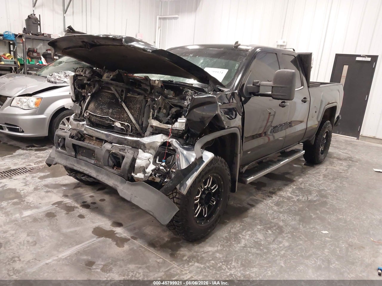 2015 GMC SIERRA 2500HD SLE · 2/11