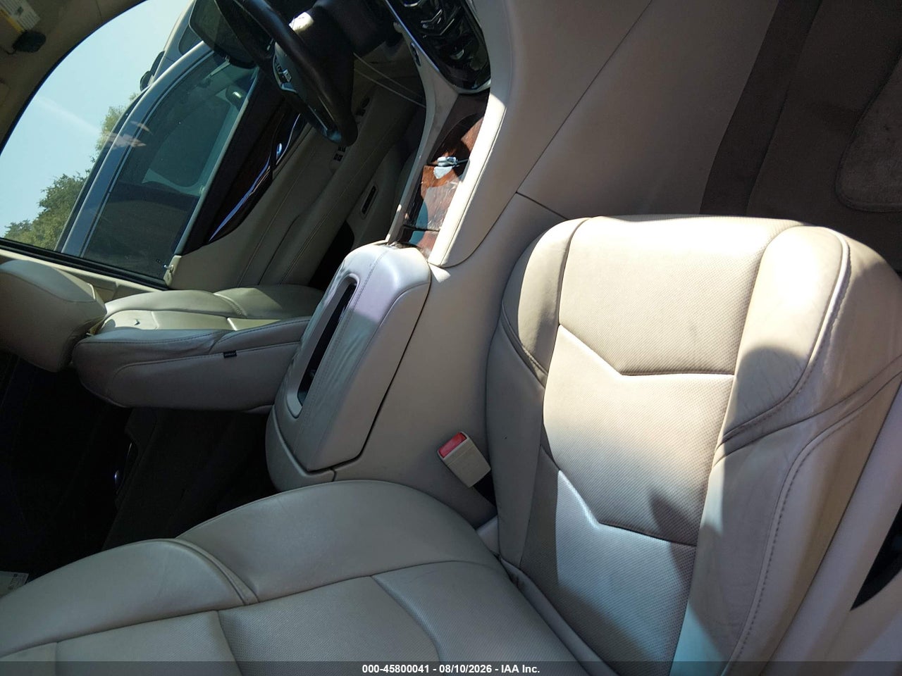 2015 CADILLAC ESCALADE ESV PREMIUM · 5/11