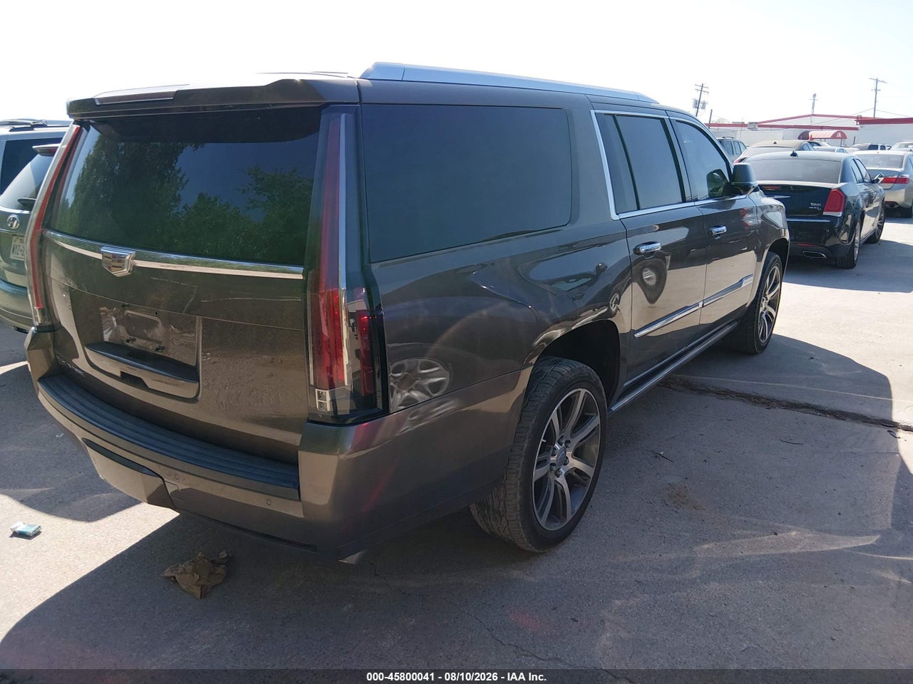 2015 CADILLAC ESCALADE ESV PREMIUM · 4/11