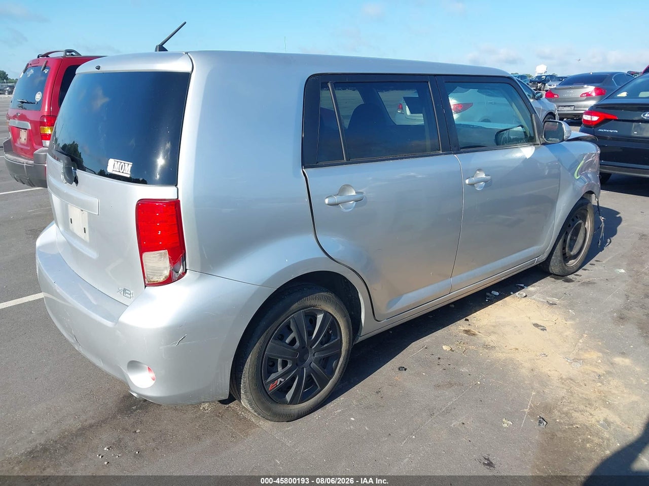 2012 SCION XB · 4/11