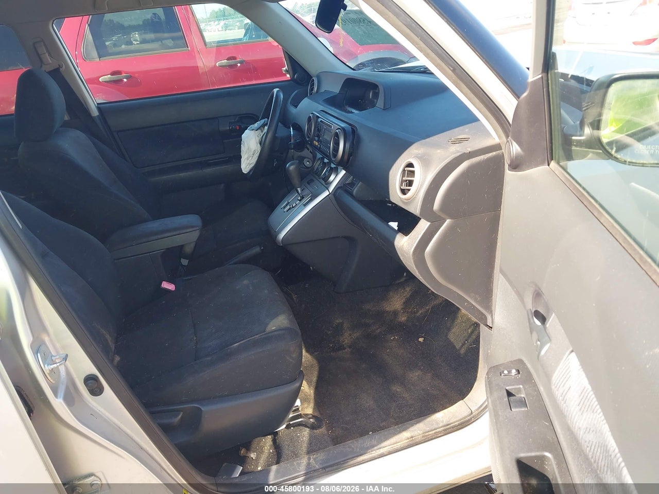 2012 SCION XB · 5/11
