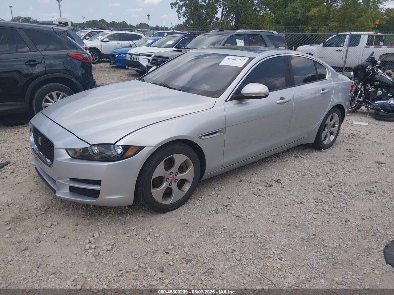 2017 JAGUAR XE 25T · 2/11