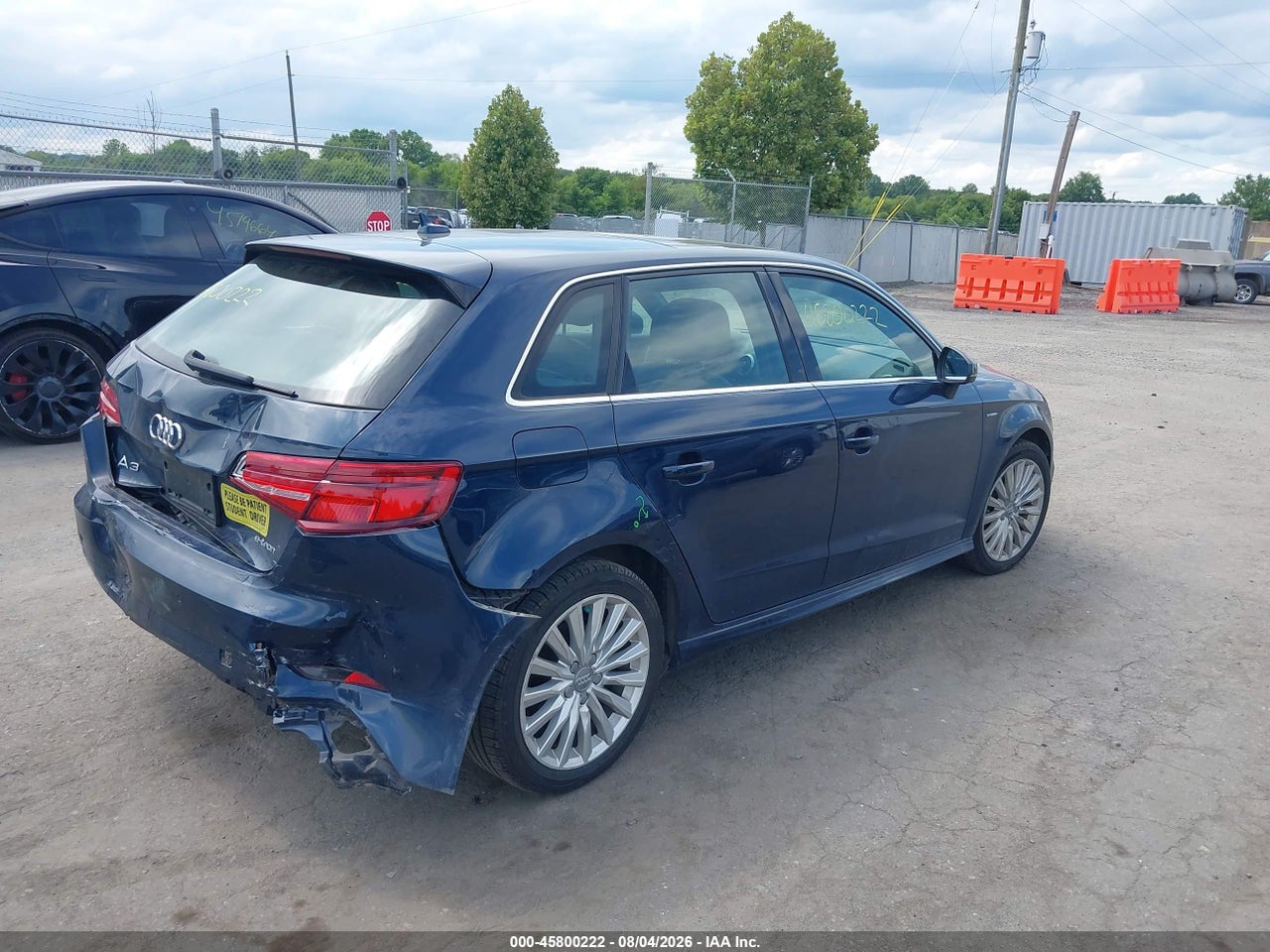 2017 AUDI A3 SPORTBACK E-TRON PREMIUM PLUS · 4/11