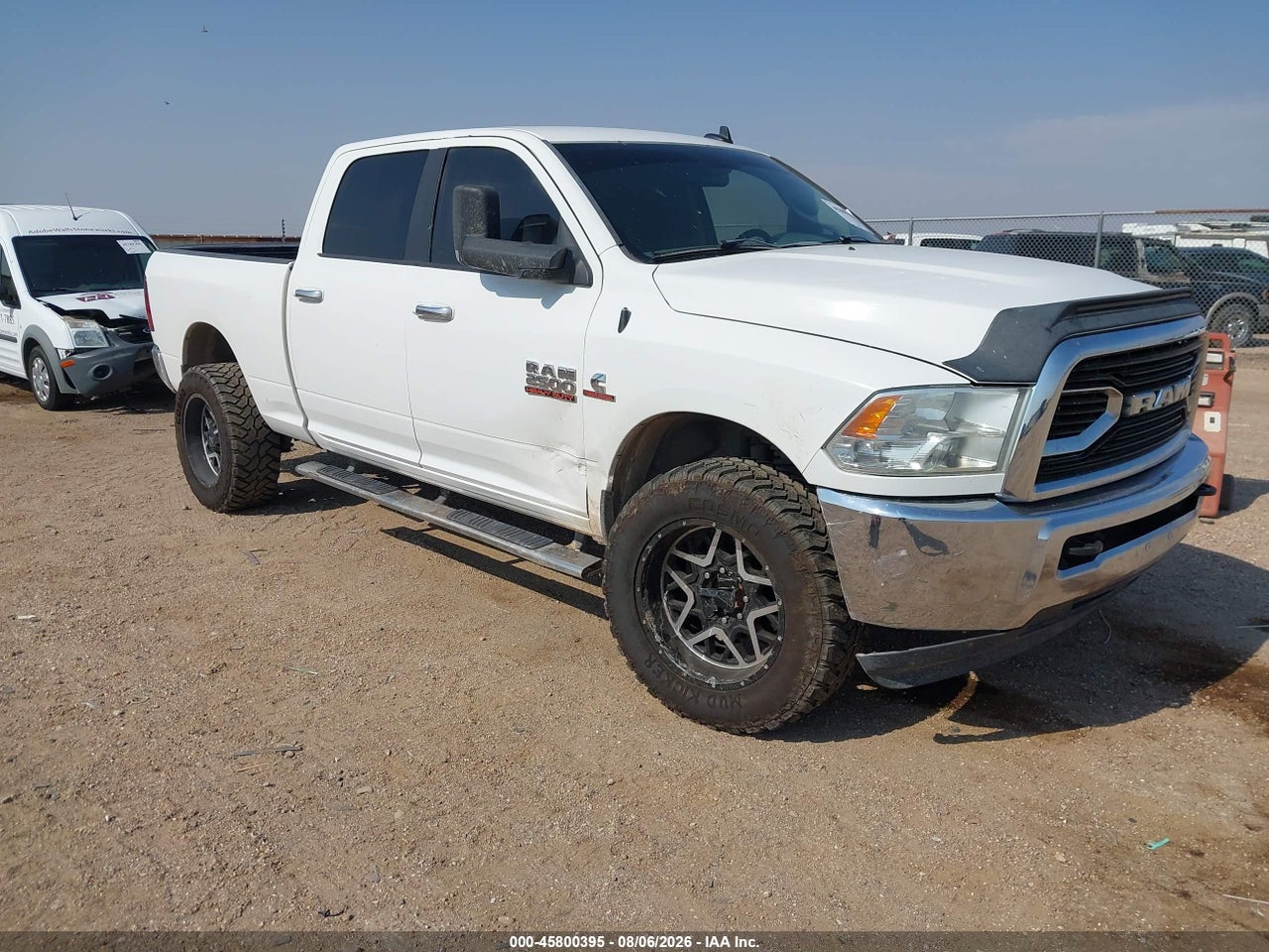 2017 RAM 2500 SLT  4X4 6'4 BOX