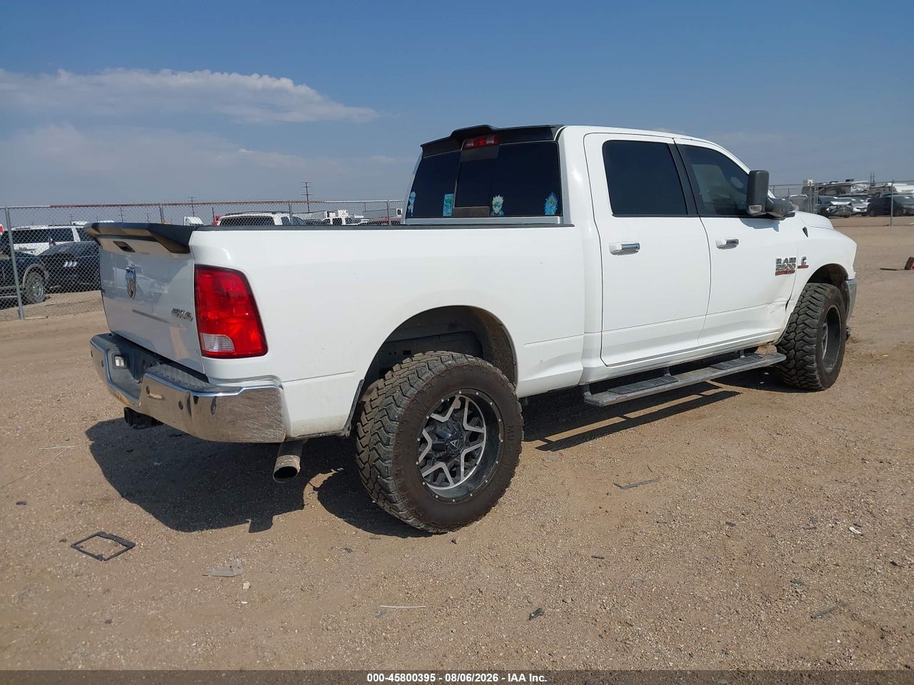 2017 RAM 2500 SLT  4X4 6'4 BOX · 4/11