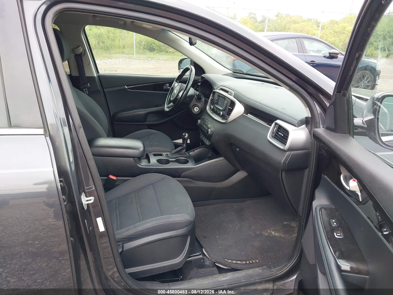2016 KIA SORENTO 2.4L LX · 5/11